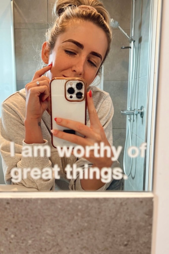 f18dc894-8911-47cc-9293-ae7604ba02bc-1